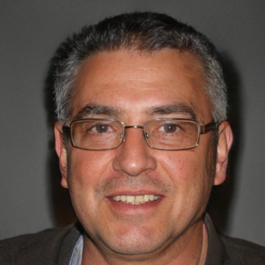 Portrait de Dr. François Moreau, Directeur de la Recherche chez nelorathivusan